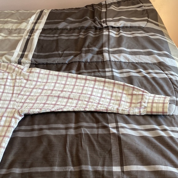 Burberry dress shirt - Picture 6 of 11